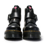 Black kawaii platform heart boots with buckles, Kawaii Gothic Collection.
