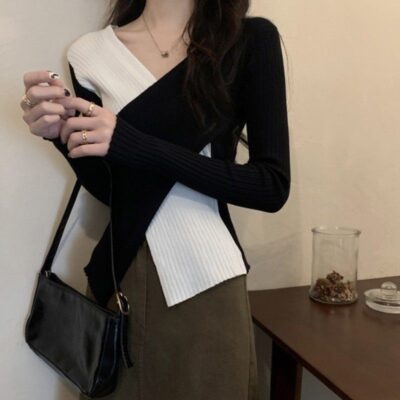 Elegant Knitted Stitching Sweater - Retro Aesthetic