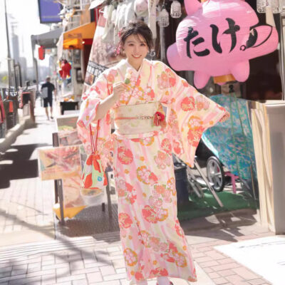 Retro Style Pink Yukata - Japanese Aesthetic