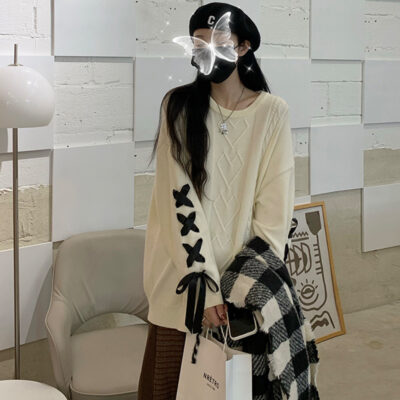 Bowed Loose Pullover - Korean Aesthetic