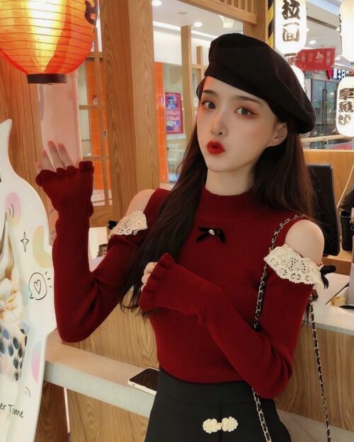 Laced Hollow-out Long-sleeved Top