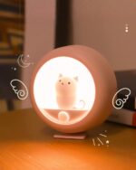 Kawaii cat lamp: Body-activated night light emits a warm glow, perfect for bedtime.