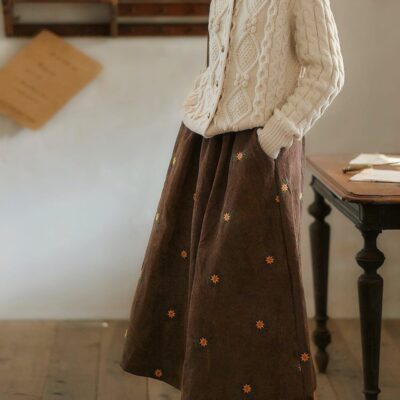 Embroidered Skirt - Retro Aesthetic