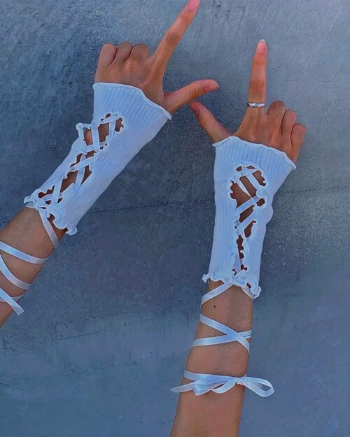 Laced Fishnet Gloves - Gothic Aesthetic - White