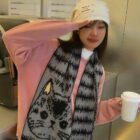 Cartoon Animals Scarf - Cute Clothes word1