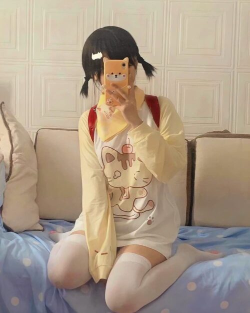 Pudding Cat Yellow T-Shirt