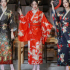 Satin-Fabric Light Kimono - Japanese Floral Design word3