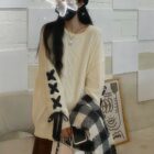 Bowed Loose Pullover - Korean Aesthetic word3