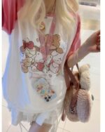 Cute summer pink t-shirt featuring a Harajuku aesthetic print with Hello Kitty and Friends.