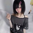 Off-Shoulder Black Cat T-Shirt word3