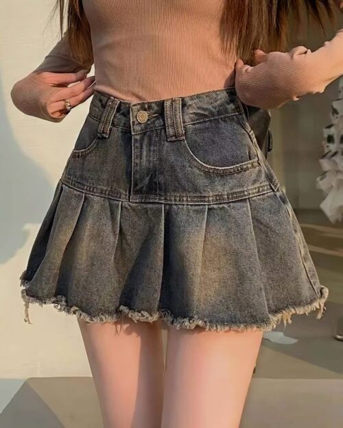 Retro Pleated Mini Skirt - Y2K Aesthetic