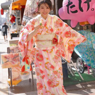 Retro Style Pink Yukata - Japanese Aesthetic