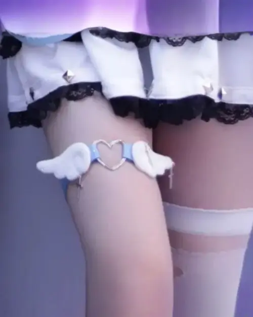 Winged Heart - Kawaii Leg Accesory