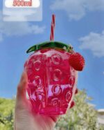 Kawaii strawberry water bottle, 500ml plastic bottle with straw and strawberry design.