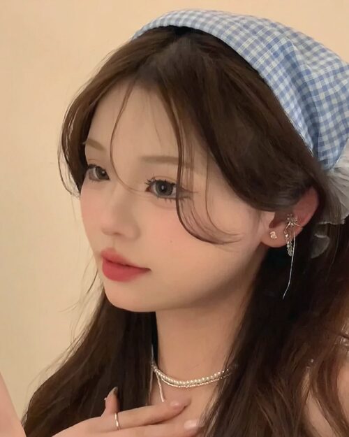 Triangle Headscarf - Retro Aesthetic