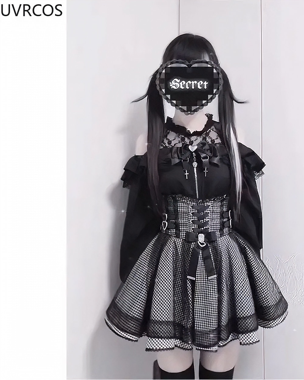 Black Jirai Kei Clothing Set: Top and skirt outfit with lace, mesh, and corset details.