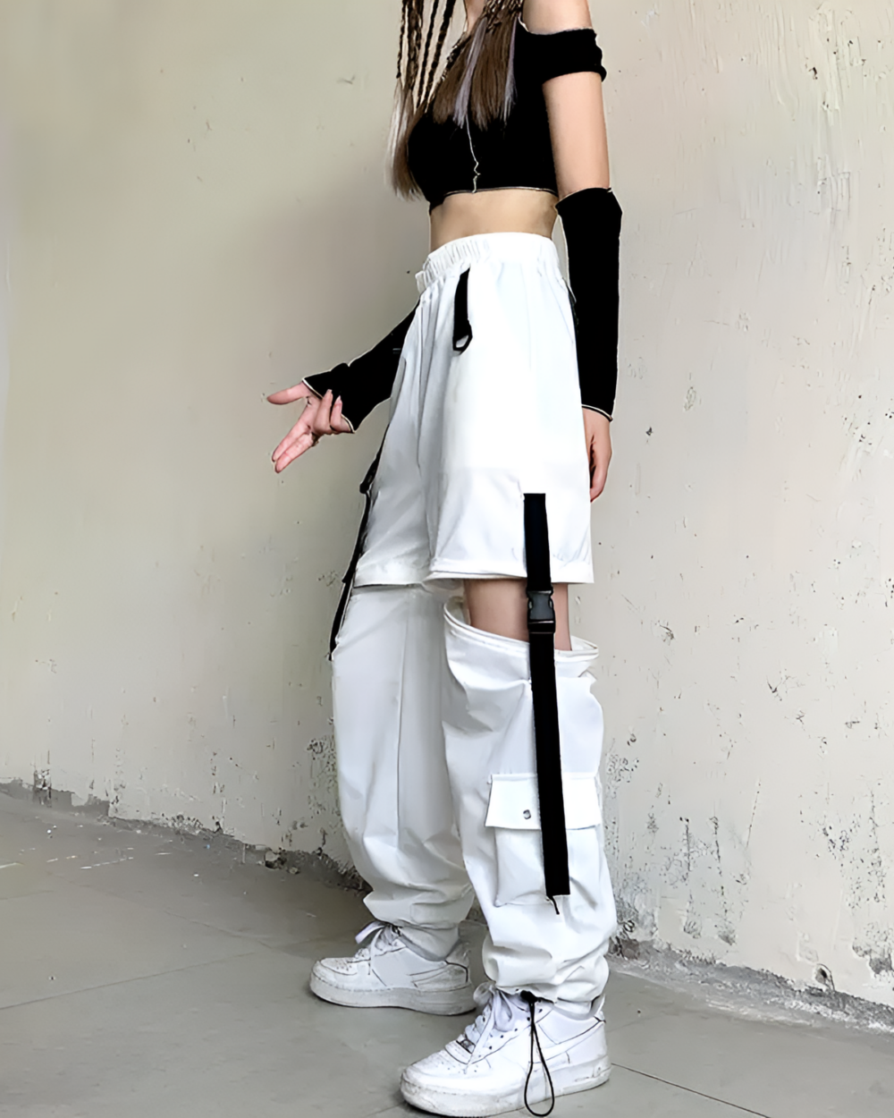 White detached pockets Korean style cargo pants with adjustable straps and a modern streetwear look.