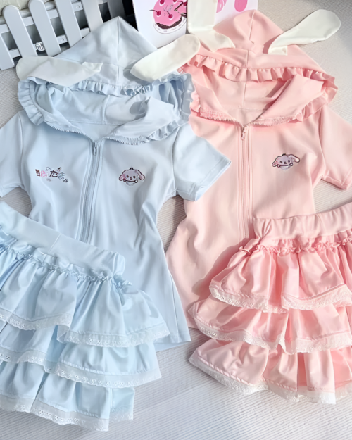 Sugarcloud Ruffle-Zip Coord in blue and pink, a cute Yume Kawaii Coord set with a ruffled design and embroidered details.