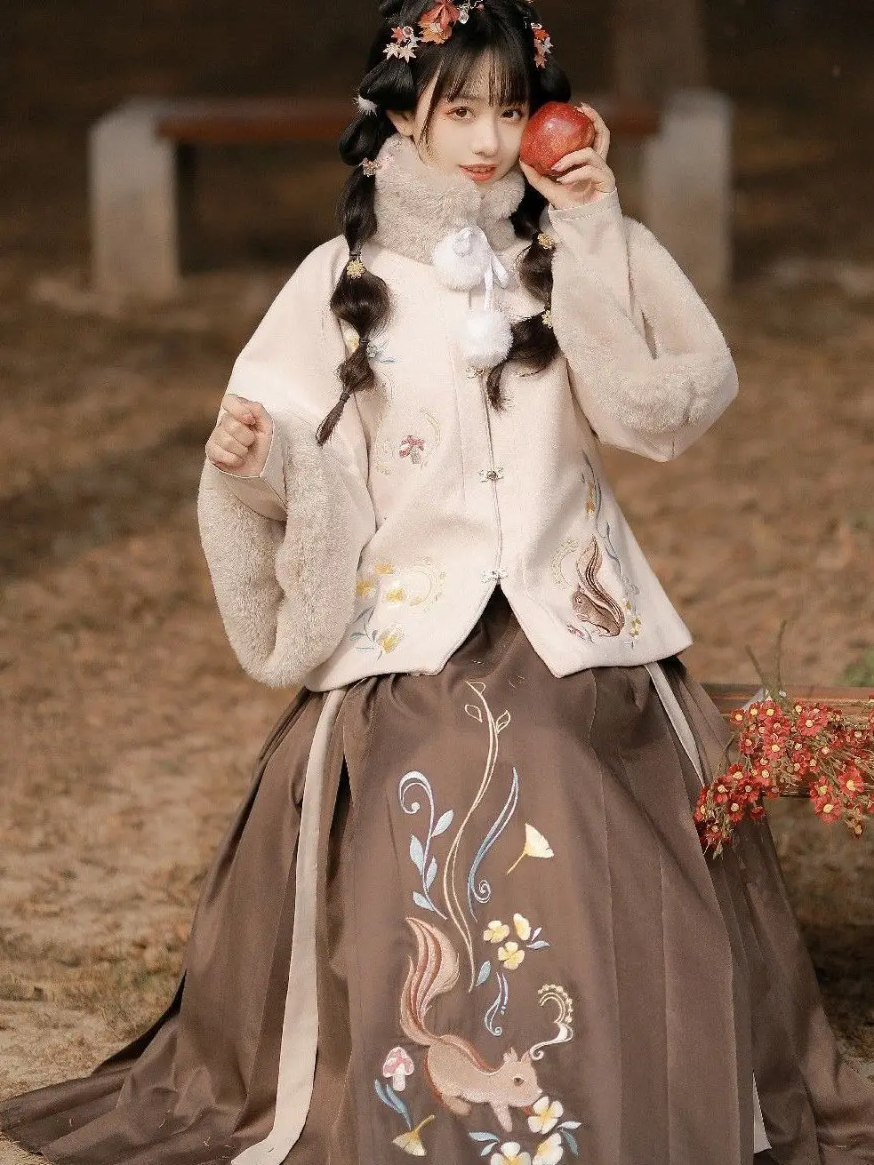 Traditionally Inspired Fluffy Dress - Qi Lolita word2