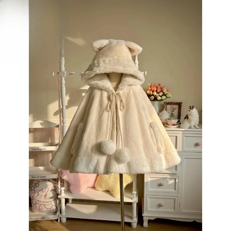 Cat Eared Winter Cloak word2
