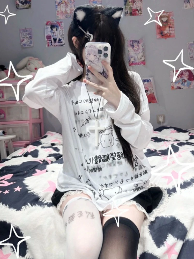 White Oversize Neko T-Shirt - Cutecore Aesthetic word2