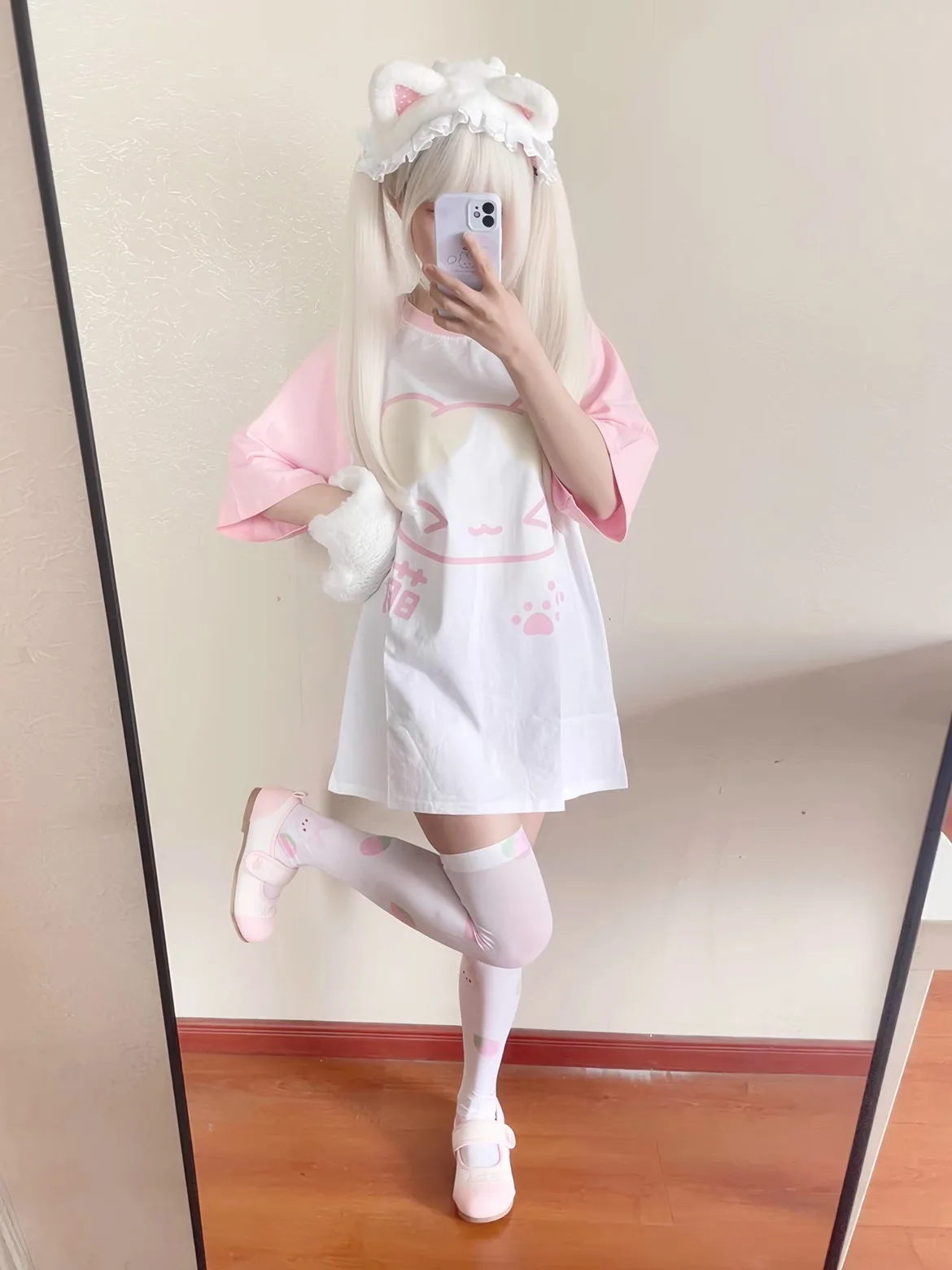 Kawaii Neko T-Shirt - Yume Kawaii Aesthetic word2