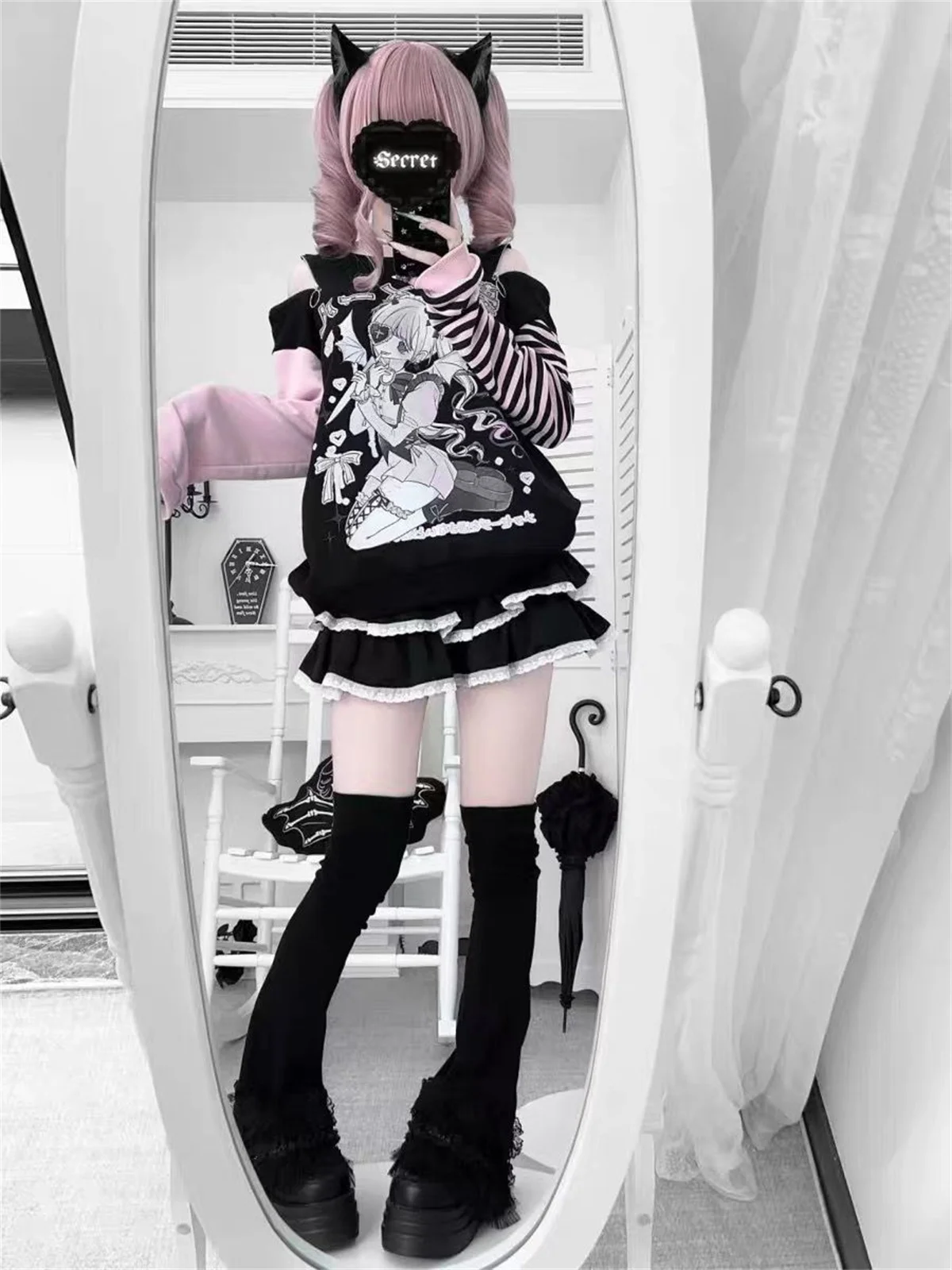 Long Sleeved Stripped T-Shirt - Yami Kawaii word2